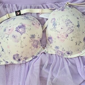 Victoria's Secret Floral Bra in Cream and Purple